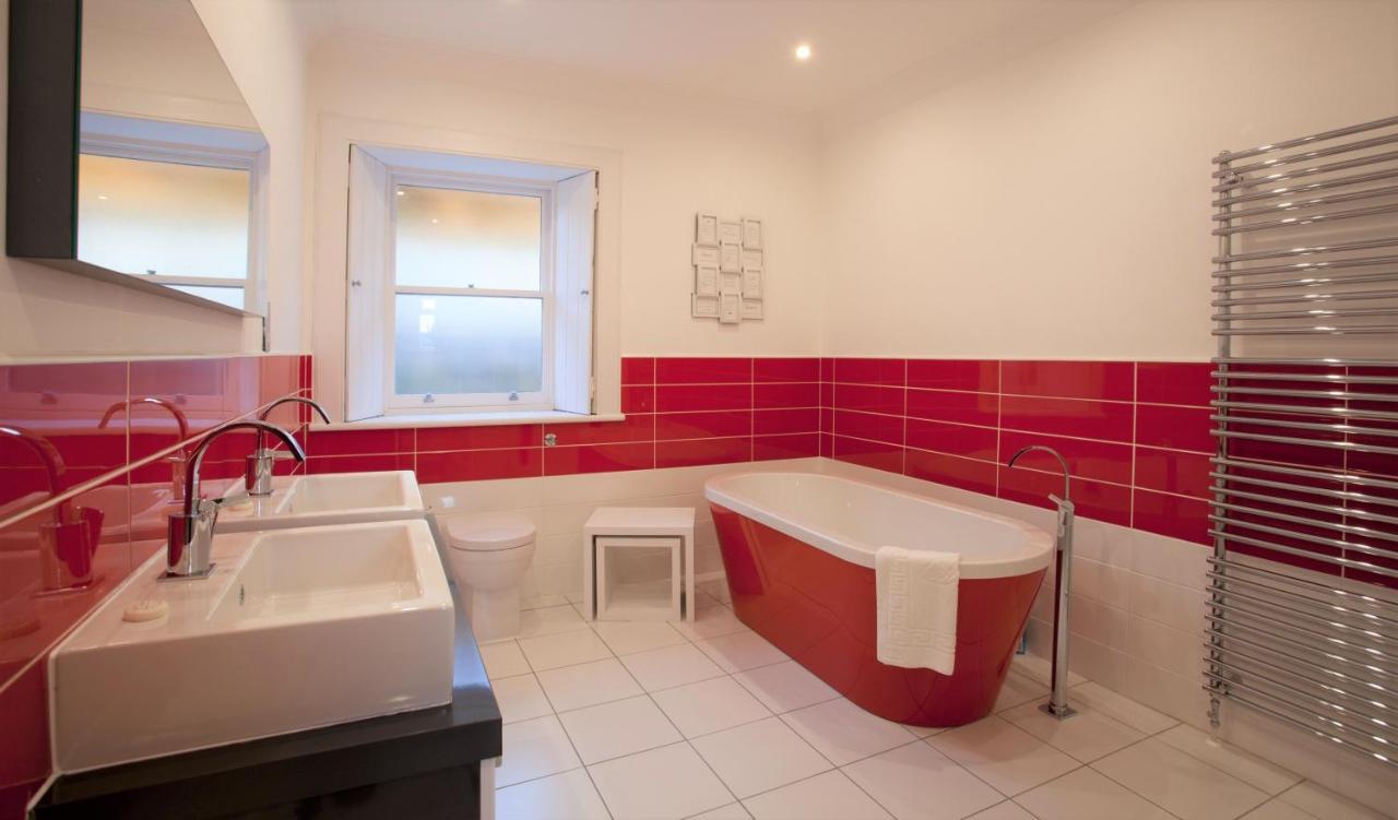 Cherry Blossom Cottage Купар Экстерьер фото